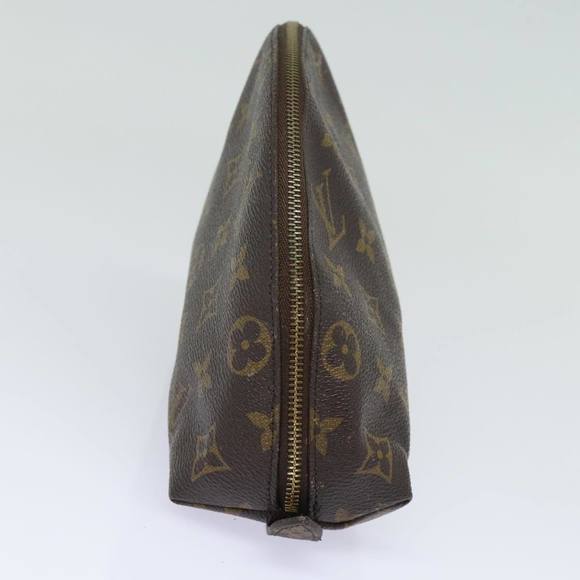 LOUIS VUITTON Monogram Trousse Demi Ronde Cosmetic Pouch M47520 LV Auth 81232 - Picture 4 of 16